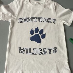 Custom Kentucky Wildcats T-Shirt - Handmade with Vinyl